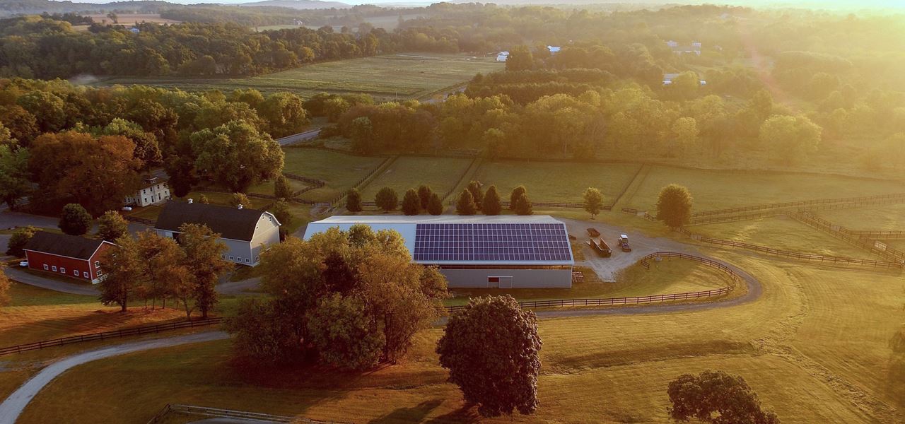 solar-farm-4443338_1920_FIXAD FÖR WEBB