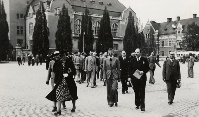 Gammal bild över torget i Västerås